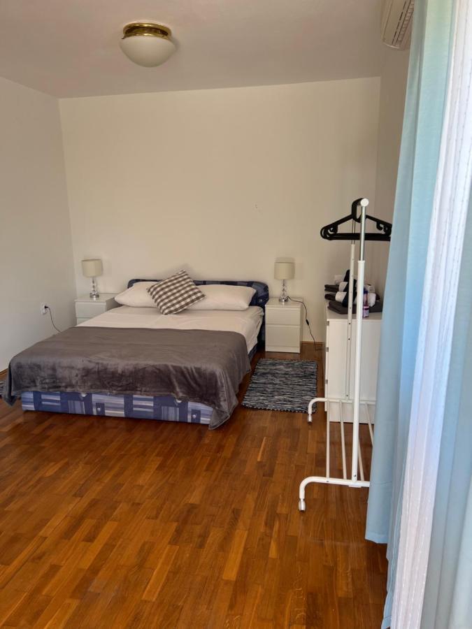 Apartments Antolkovic Углян Екстериор снимка
